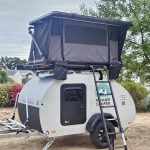 Mini Caravane Teardrop, La Ligerienne, Nomade Camper, Porte Vélo Thule, Tente De Toit Toute Saison Rock Cruiser Pro Wildland (2)