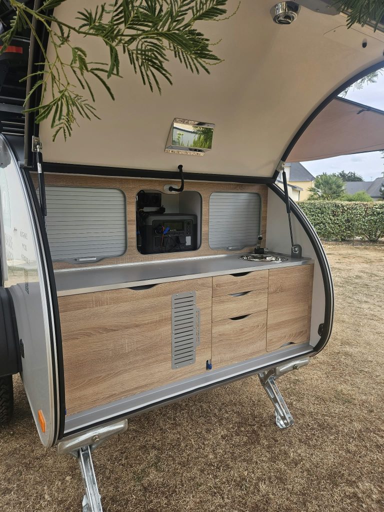 Mini Caravane Teardrop, La Ligerienne, Nomade Camper, Porte Vélo Thule, Tente De Toit Toute Saison Rock Cruiser Pro Wildland (4)