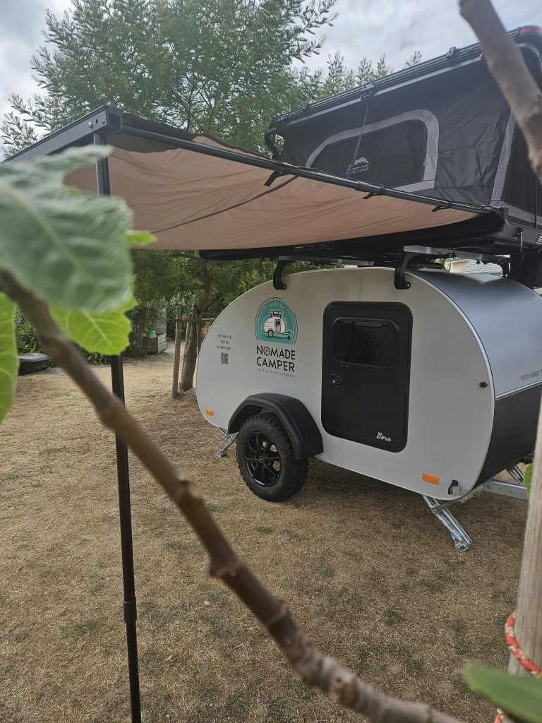 Mini Caravane Teardrop, La Ligerienne, Nomade Camper, Porte Vélo Thule, Tente De Toit Toute Saison Rock Cruiser Pro Wildland (8)
